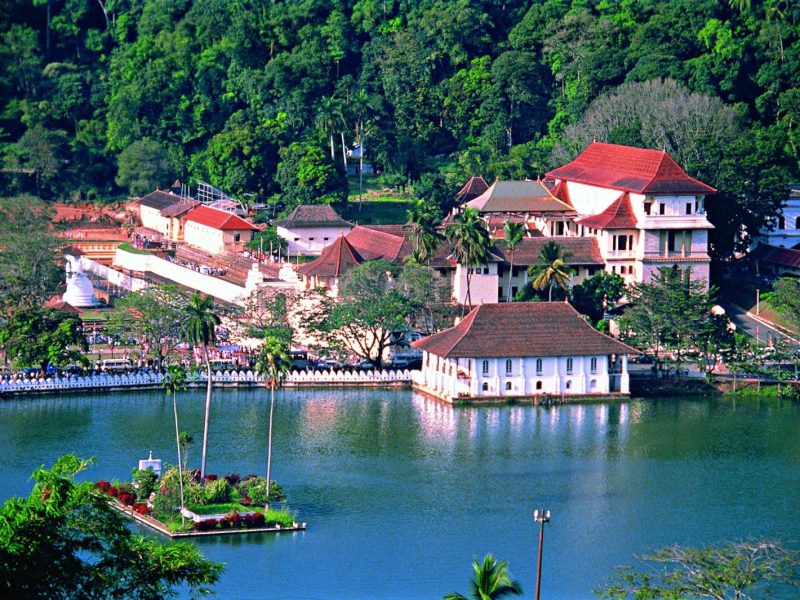 Sri Lanka — Kandy, Nuwara Eliya & Bentota